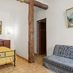 شقة 2eme Etage كاستيلان