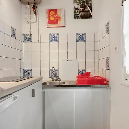 2eme Etage 카스텔란